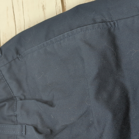 Land's End Uniform Navy Shorts Boy's 18 - Picture 6 of 6